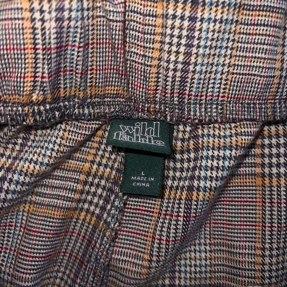 Pants - Picture 6 of 7